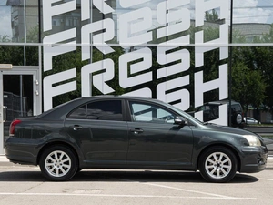 Седан Toyota Avensis 2006 года, 675000 рублей, Волгоград