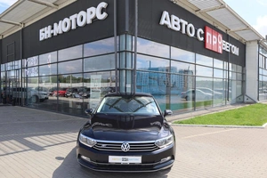 Седан Volkswagen Passat 2017 года, 2420000 рублей, Мирное