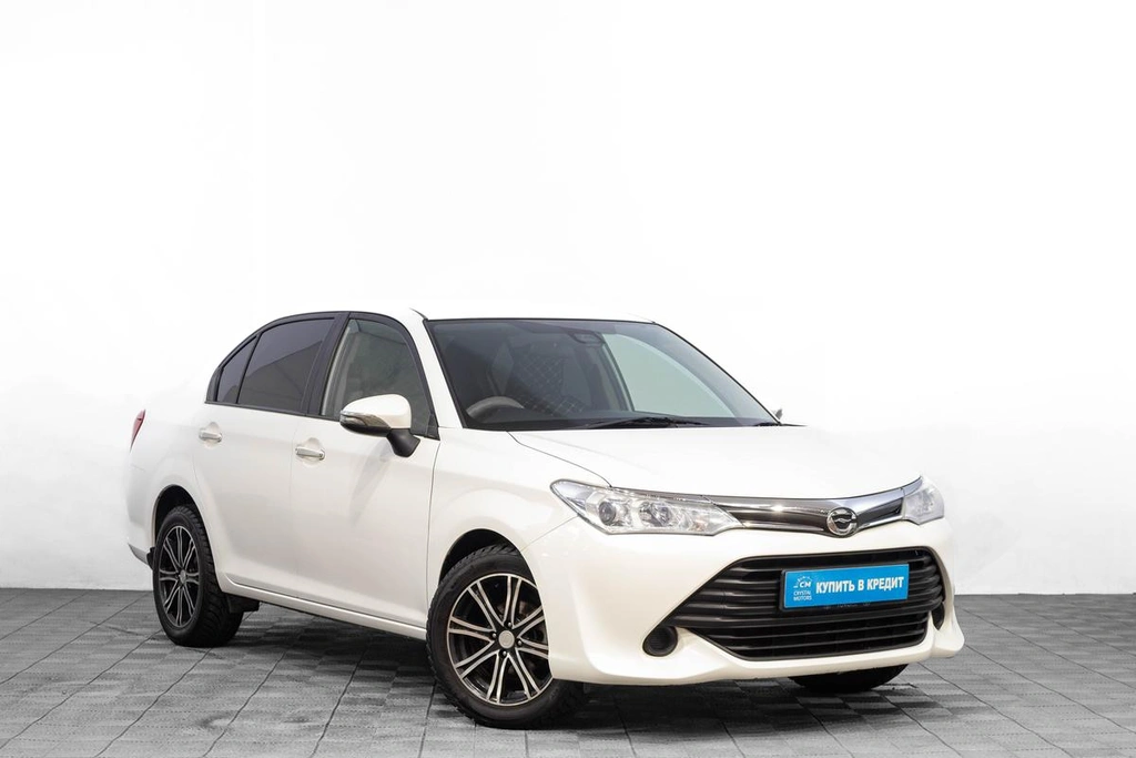 Седан Toyota Corolla Axio 2016 года, 1059000 рублей, Барнаул