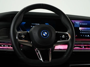 Седан BMW i7 2022 года, 12798999 рублей, Москва