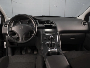 Внедорожник Peugeot 3008 2011 года, 620000 рублей, Омск