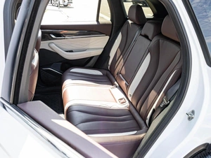 Внедорожник Geely Monjaro 2023 года, 2899000 рублей, Краснодар