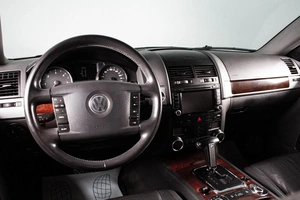 Внедорожник Volkswagen Touareg 2010 года, 1469000 рублей, Сургут