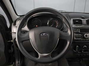 Седан ВАЗ (LADA) Granta 2023 года, 710000 рублей, Омск