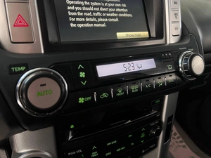 Внедорожник Toyota Land Cruiser Prado 2010 года, 2649000 рублей, Красноярск