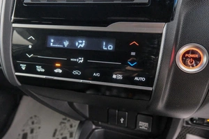 Хетчбэк Honda Fit 2017 года, 1249000 рублей, Красноярск