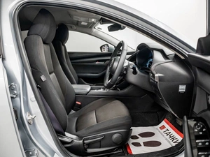 Седан Mazda 3 2019 года, 1575000 рублей, Красноярск