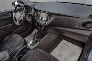 Седан Hyundai Solaris 2017 года, 999000 рублей, Челябинск