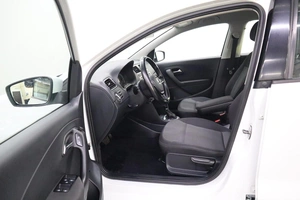 Седан Volkswagen Polo 2016 года, 1200000 рублей, Брянск