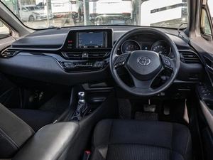 Внедорожник Toyota C-HR 2019 года, 1699000 рублей, Краснодар