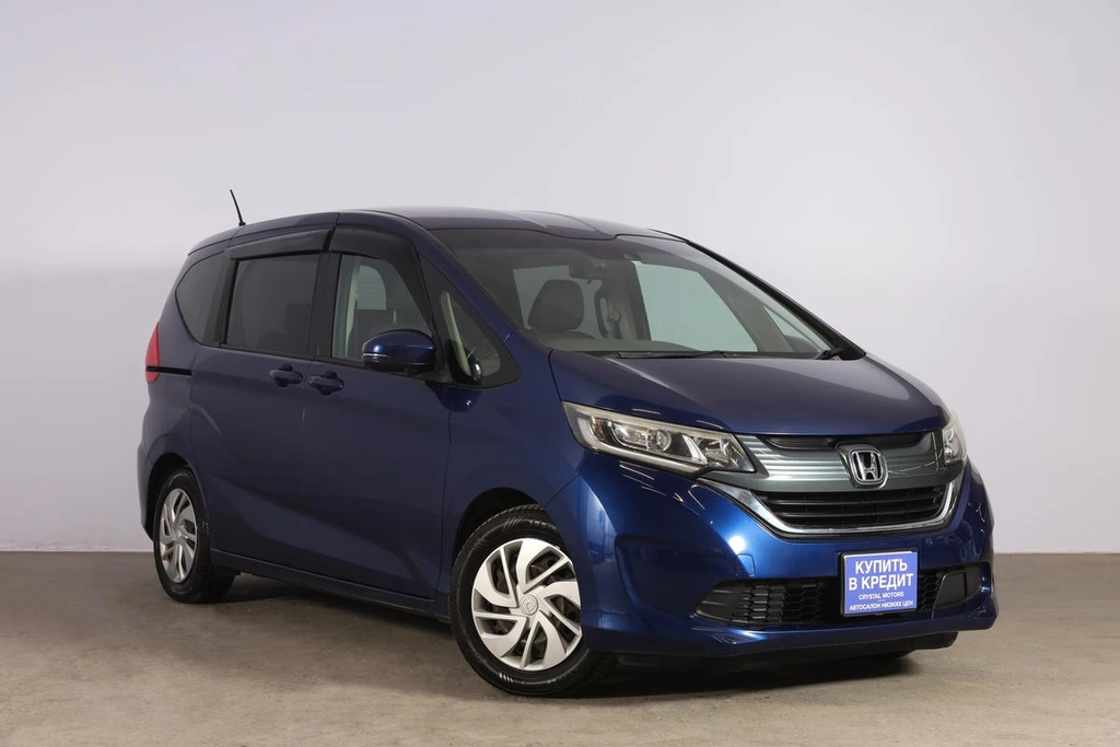 Минивэн Honda Freed 2018 года, 1699000 рублей, Новосибирск