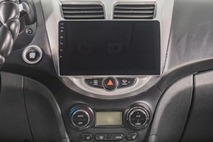 Седан Hyundai Solaris 2011 года, 739000 рублей, Томск