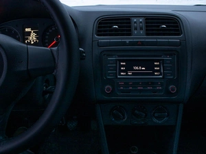 Седан Volkswagen Polo 2015 года, 959000 рублей, Петрозаводск