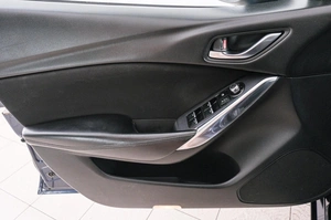 Седан Mazda 6 2018 года, 1999000 рублей, Красноярск