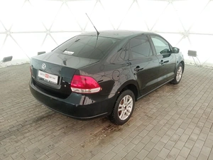 Седан Volkswagen Polo 2011 года, 715000 рублей, Клинцы