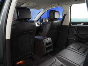 Внедорожник Volkswagen Touareg 2015 года, 2500000 рублей, Москва
