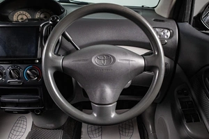 Минивэн Toyota Funcargo 2001 года, 399000 рублей, Сургут