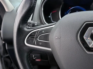 Минивэн Renault Scenic 2018 года, 1627000 рублей, Орёл