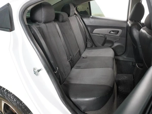 Седан Chevrolet Cruze 2010 года, 649000 рублей, Воронеж