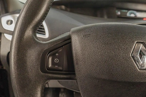 Минивэн Renault Scenic 2011 года, 669000 рублей, Челябинск