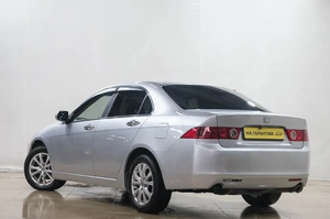 Седан Honda Accord 2002 года, 689000 рублей, Новокузнецк