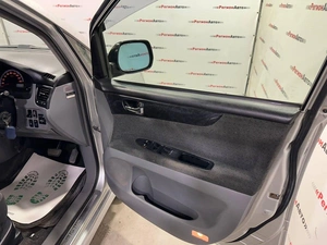 Минивэн Toyota Ipsum 2001 года, 749000 рублей, Красноярск