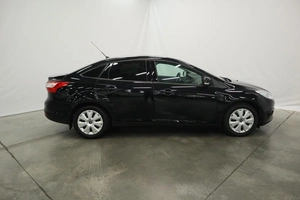 Седан Ford Focus 2012 года, 835000 рублей, Курск