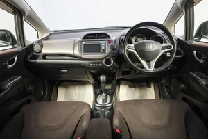 Хетчбэк Honda Fit 2012 года, 1109000 рублей, Новосибирск
