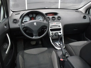 Хетчбэк Peugeot 308 2009 года, 520000 рублей, Краснодар