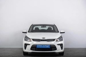 Седан Kia Rio 2017 года, 1199000 рублей, Томск