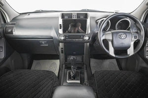 Внедорожник Toyota Land Cruiser Prado 2010 года, 3329000 рублей, Кемерово