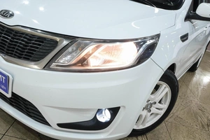 Седан Kia Rio 2011 года, 799000 рублей, Новокузнецк