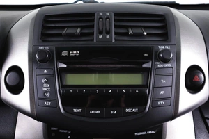 Внедорожник Toyota RAV4 2012 года, 949000 рублей, Пермь
