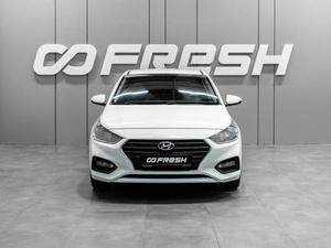 Седан Hyundai Solaris 2018 года, 1398000 рублей, Тюмень