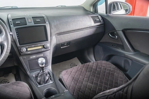 Седан Toyota Avensis 2009 года, 939000 рублей, Томск