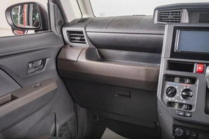 Минивэн Toyota Roomy 2021 года, 1269000 рублей, Томск
