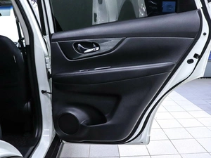 Внедорожник Nissan X-Trail 2016 года, 1599000 рублей, Красноярск