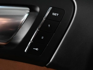 Внедорожник Porsche Cayenne 2016 года, 4249000 рублей, Аксай