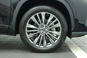 Внедорожник Toyota Highlander 2026 года, 5350000 рублей, Красноярск