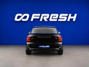 Седан Volvo S90 2023 года, 4599050 рублей, Москва