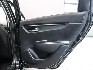 Седан Kia Rio 2019 года, 1399000 рублей, Красноярск