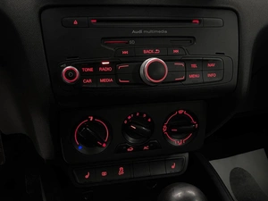 Хетчбэк Audi A1 2013 года, 1099000 рублей, Красноярск