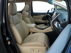 Минивэн Toyota Alphard 2018 года, 4467077 рублей, Москва