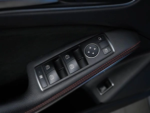 Внедорожник Mercedes-benz GLA-класс 2014 года, 1977077 рублей, Москва