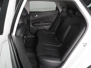 Седан Kia Optima 2020 года, 1969000 рублей, Красный Пахарь