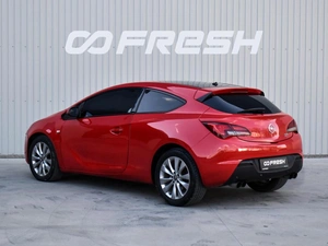 Хетчбэк Opel Astra GTC 2012 года, 848000 рублей, Краснодар