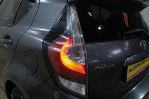 Хетчбэк Toyota Aqua 2018 года, 1029000 рублей, Новокузнецк