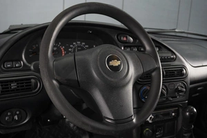 Внедорожник Chevrolet Niva 2012 года, 550000 рублей, Омск