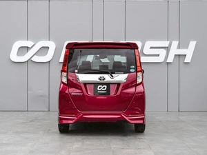 Минивэн Toyota Roomy 2017 года, 1200000 рублей, Краснодар