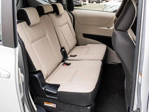 Минивэн Toyota Sienta 2018 года, 1449000 рублей, Краснодар